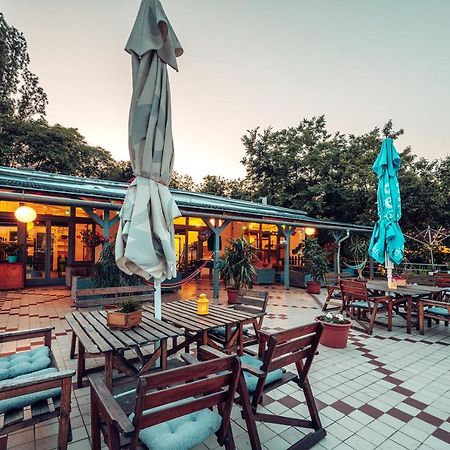 بيت شباب آيلاند بودابست المظهر الخارجي الصورة The restaurant